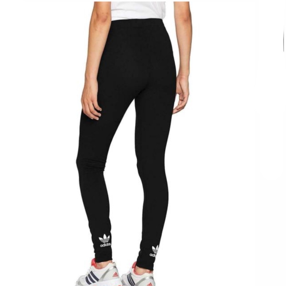 [CW5076] Womens Adidas Originals Trefoil Tight in black size S